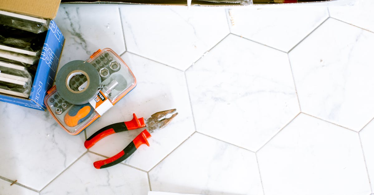 Choosing the Right Grout for White Carrara Marble Tiles